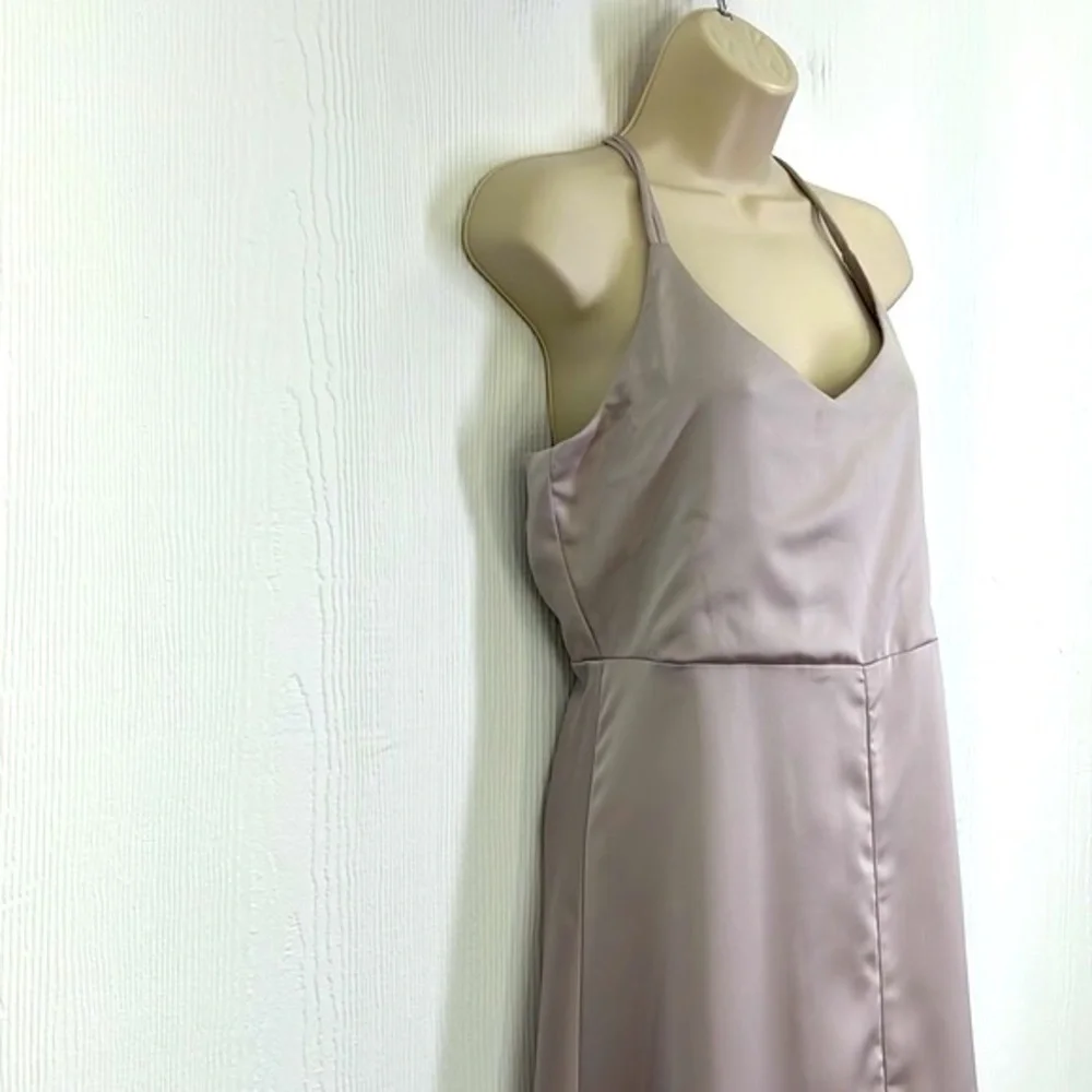 Mod Ref - Shiny Polyester Strappy Side Zipper Silver Maxi Dress Size Small